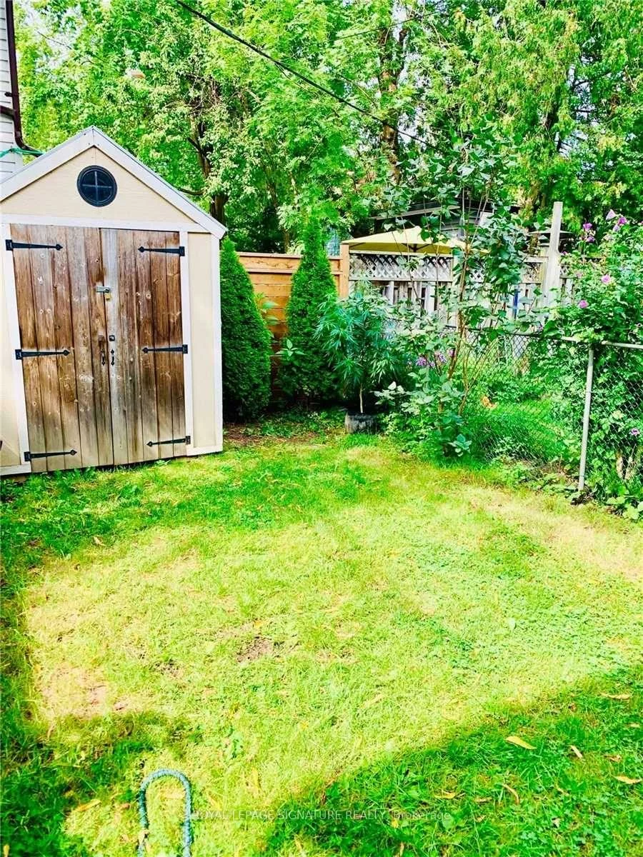 50, Galley, Roncesvalles, Toronto