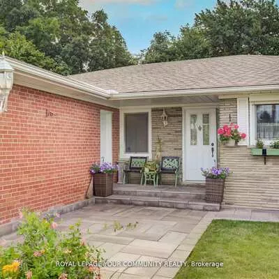 19, Peacham Cres, Downsview-Roding-CFB, Toronto