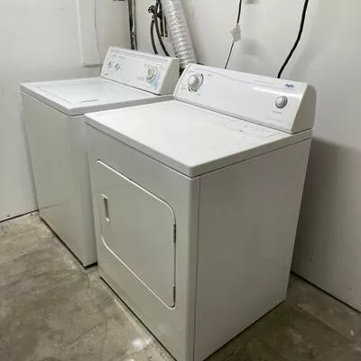 40, Strathavon, Mount Olive-Silverstone-Jamestown, Toronto