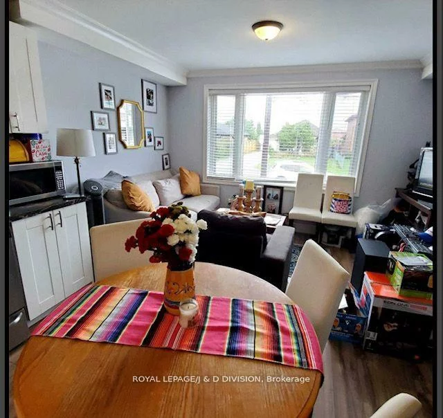 79, Powell, Downsview-Roding-CFB, Toronto