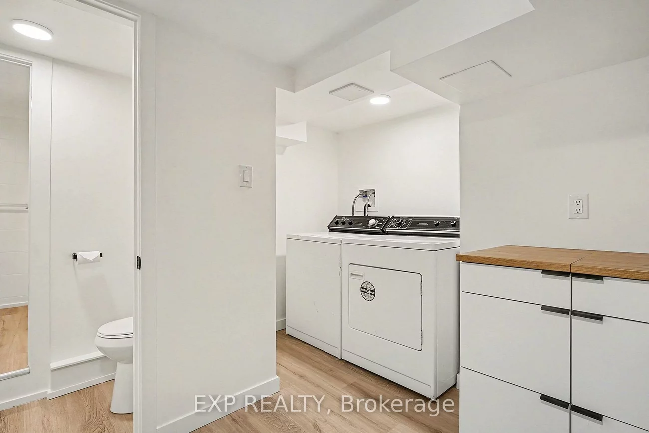 82, Howick, Weston-Pellam Park, Toronto