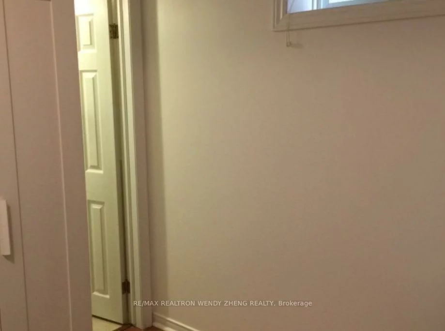 306, Cook, York University Heights, Toronto