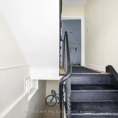 39, Penhurst, Stonegate-Queensway, Toronto