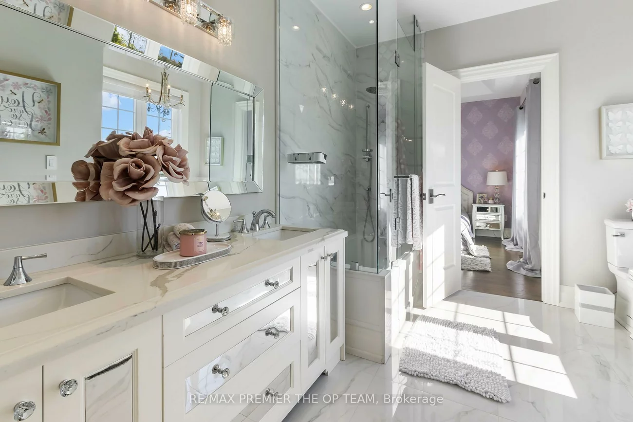 5, Storey, Eringate-Centennial-West Deane, Toronto