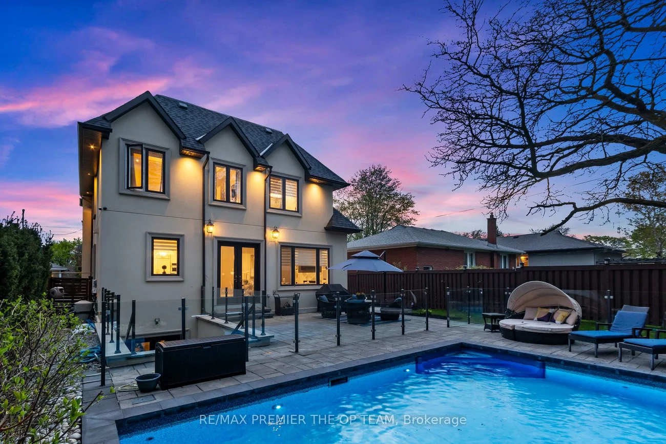 5, Storey, Eringate-Centennial-West Deane, Toronto