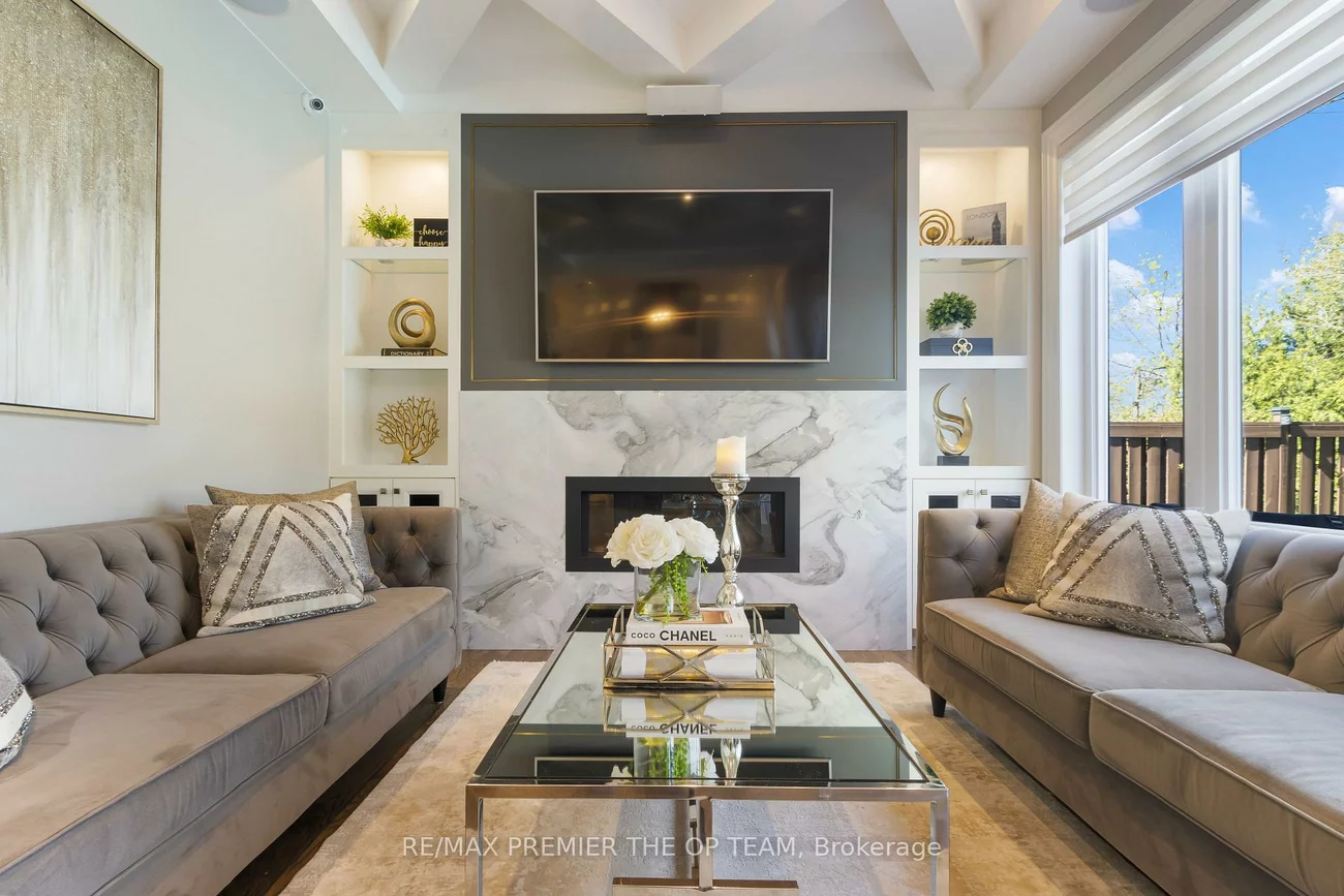 5, Storey, Eringate-Centennial-West Deane, Toronto