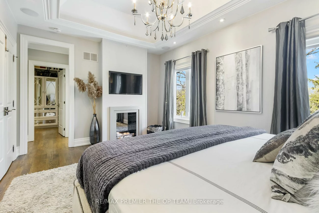 5, Storey, Eringate-Centennial-West Deane, Toronto