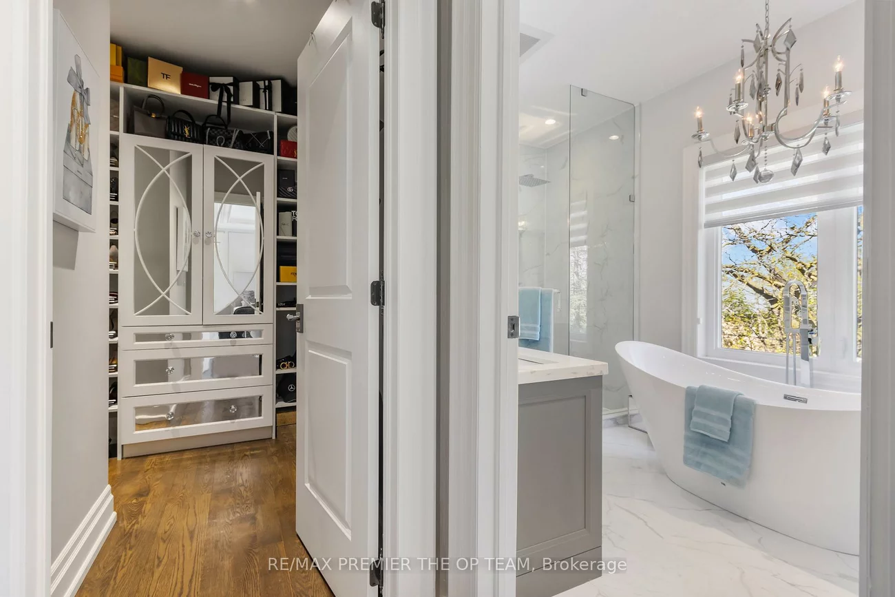5, Storey, Eringate-Centennial-West Deane, Toronto
