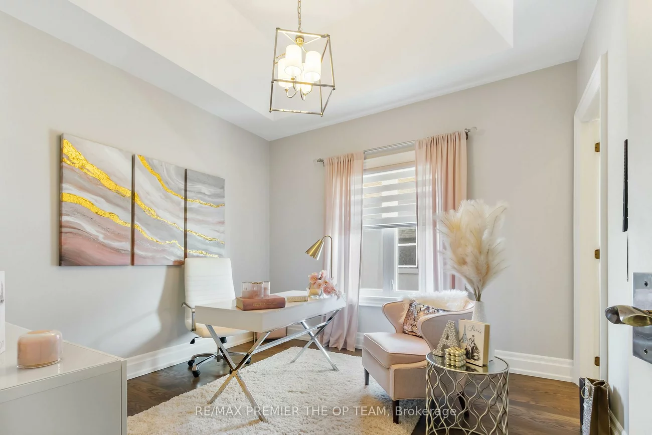 5, Storey, Eringate-Centennial-West Deane, Toronto