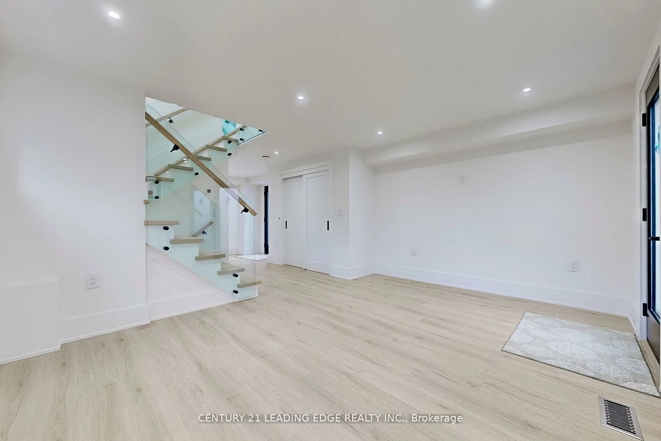 388, Jane, Runnymede-Bloor West Village, Toronto