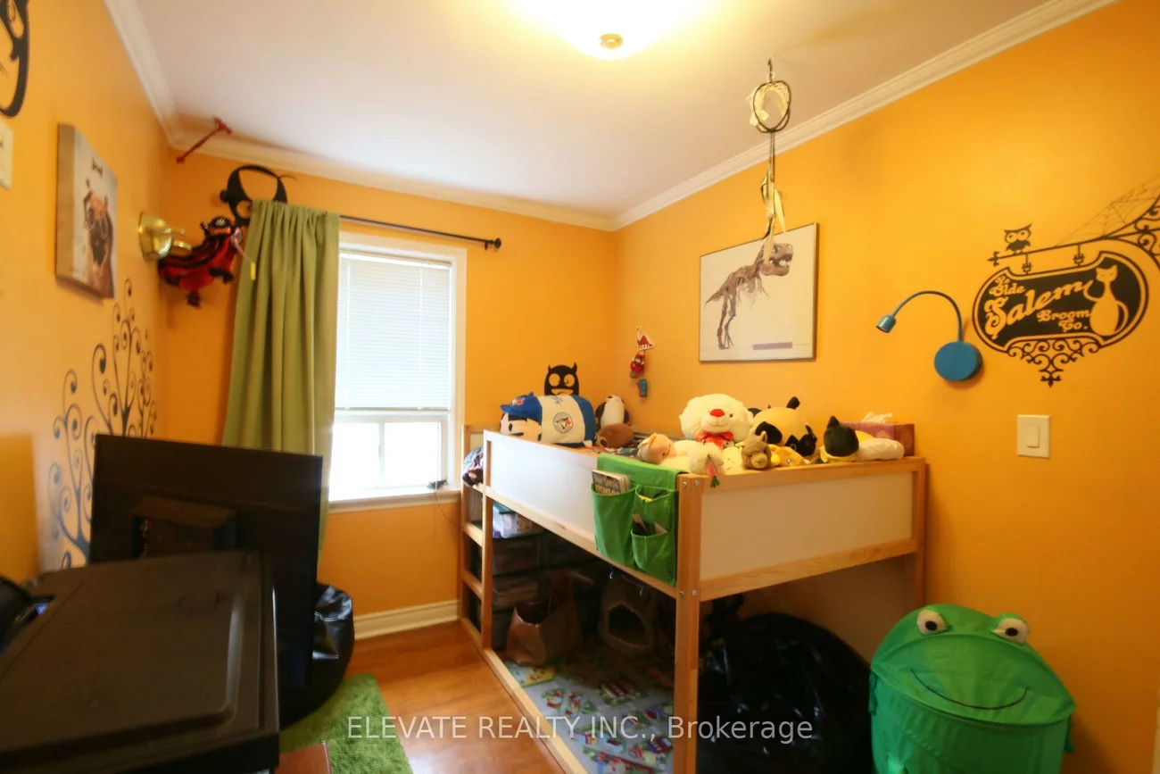 268, Silverthorn, Weston-Pellam Park, Toronto