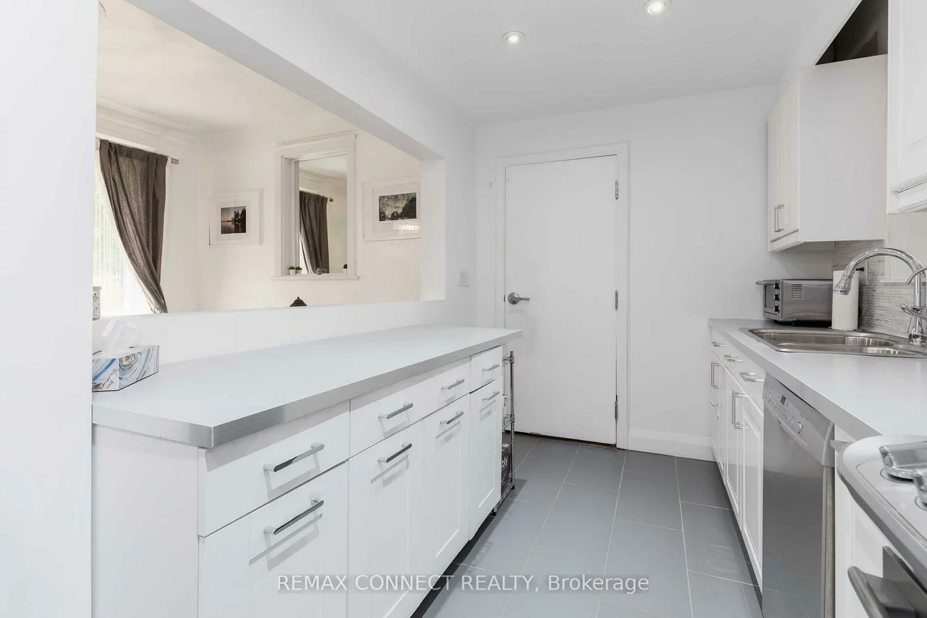 754, Windermere, Runnymede-Bloor West Village, Toronto