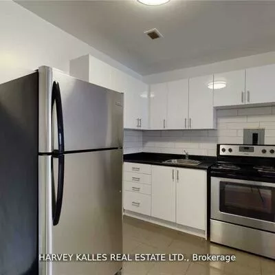 4, Greentree, Keelesdale-Eglinton West, Toronto