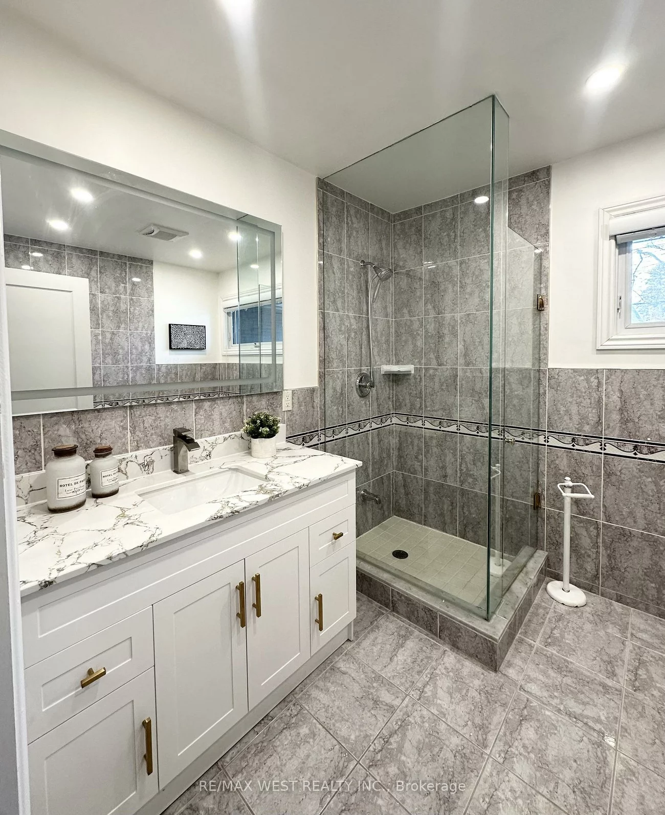 416, The Kingsway, Princess-Rosethorn, Toronto