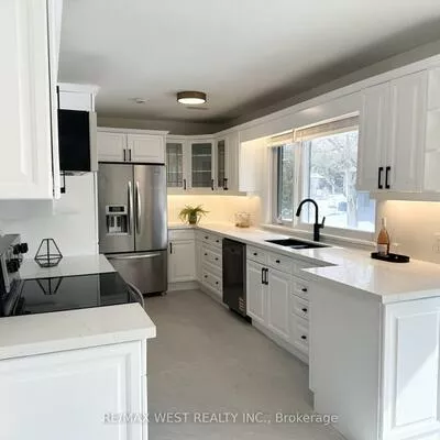 416, The Kingsway, Princess-Rosethorn, Toronto