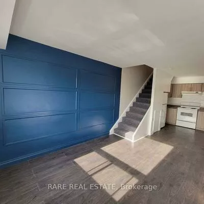 592, Marlee, Yorkdale-Glen Park, Toronto