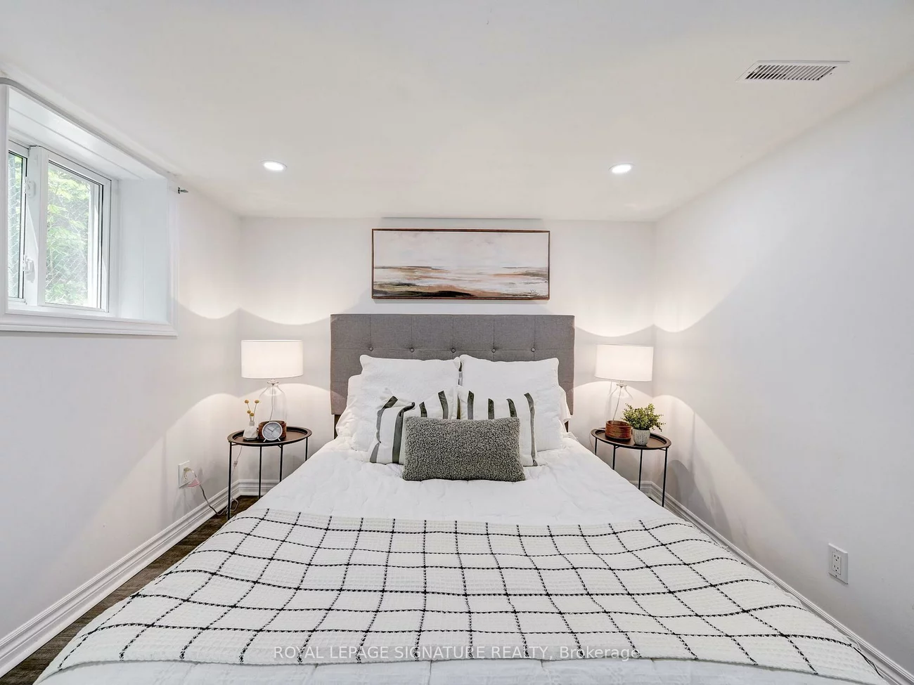 1, Worthington, High Park-Swansea, Toronto