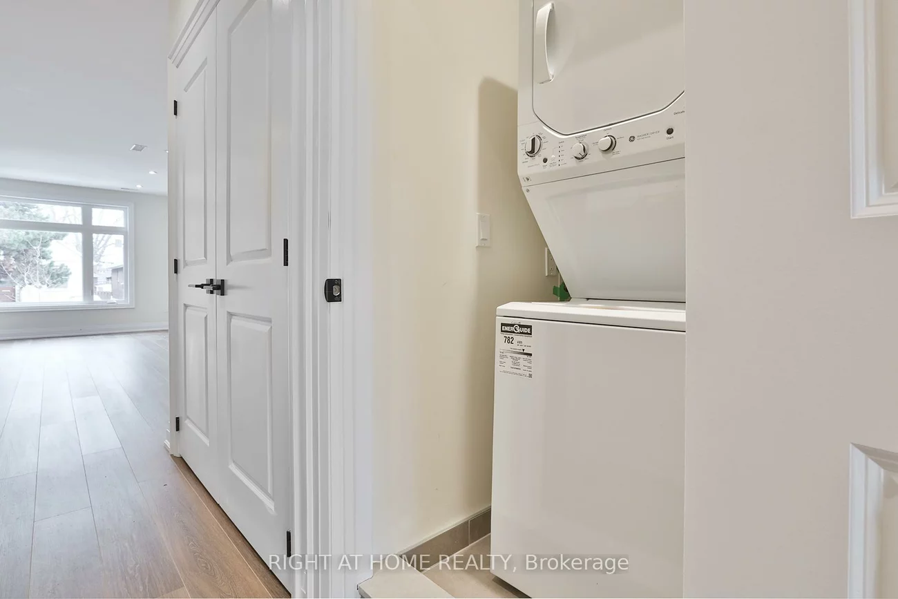 39, Fifteenth, New Toronto, Toronto