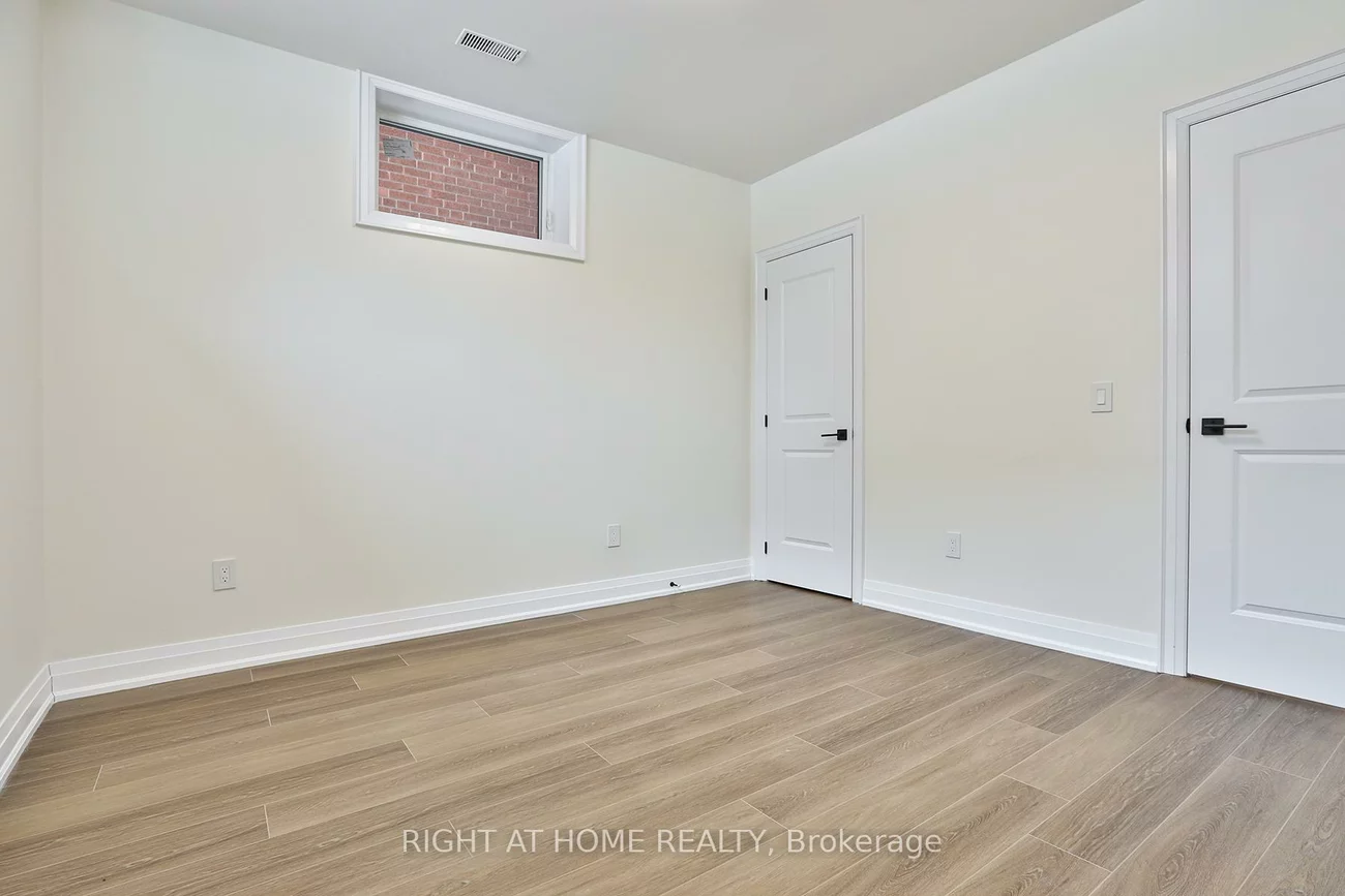 39, Fifteenth, New Toronto, Toronto