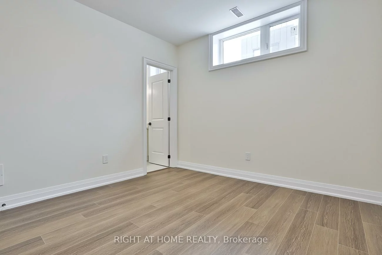 39, Fifteenth, New Toronto, Toronto