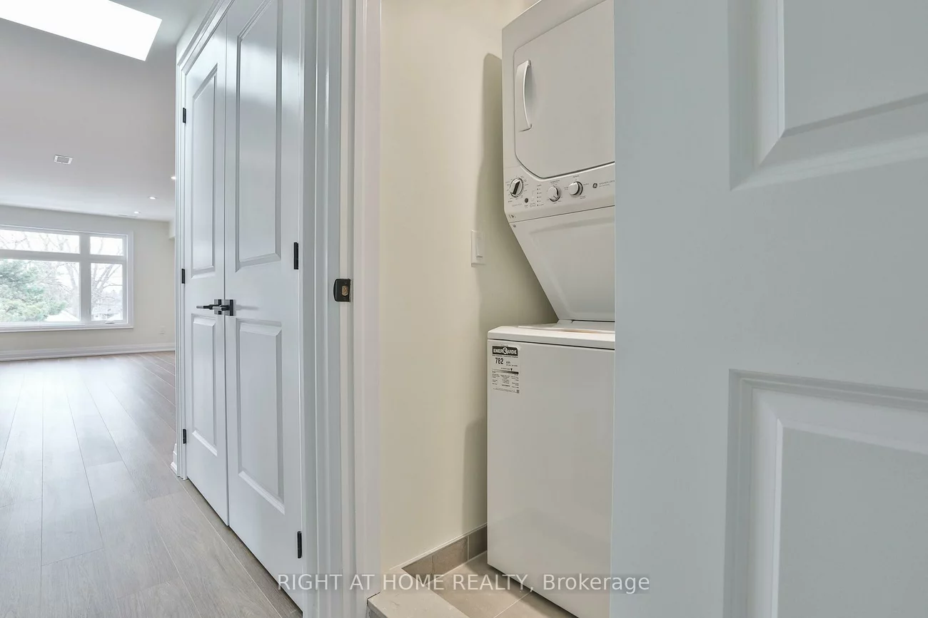 39, Fifteenth, New Toronto, Toronto