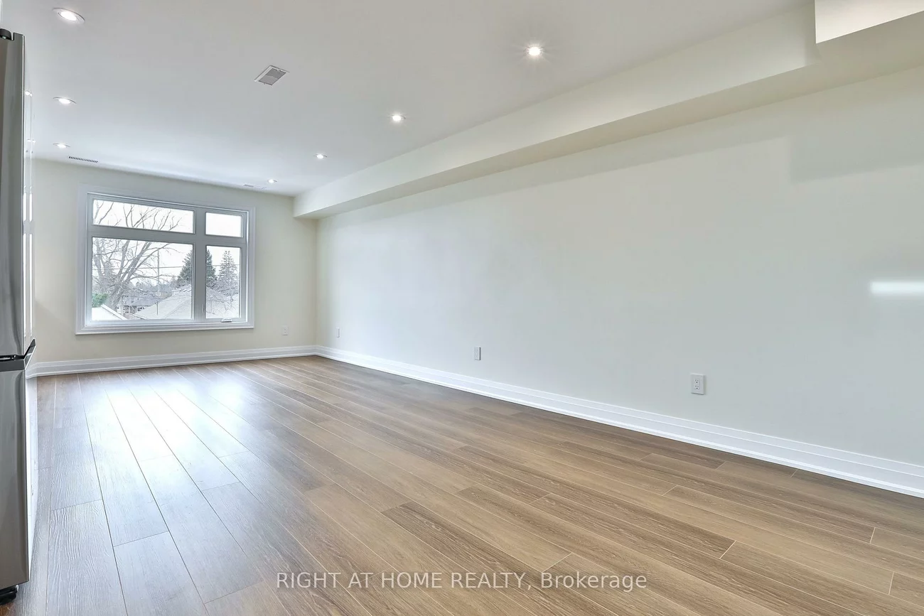 39, Fifteenth, New Toronto, Toronto