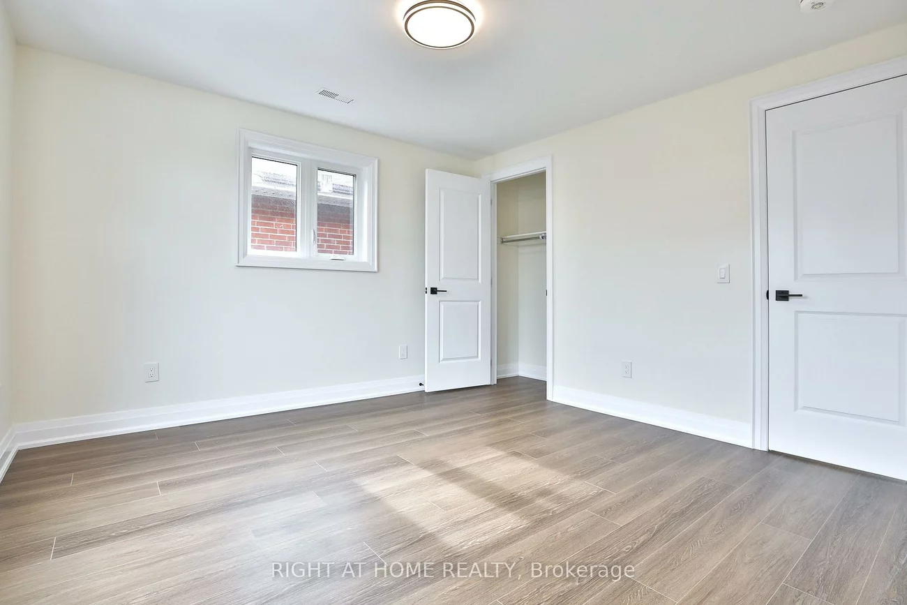 39, Fifteenth, New Toronto, Toronto