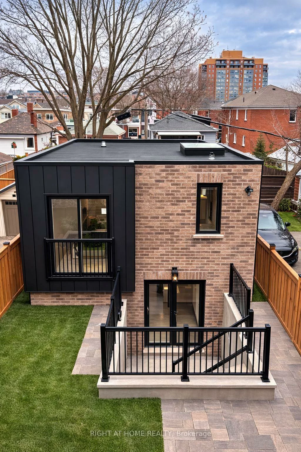 39, Fifteenth, New Toronto, Toronto