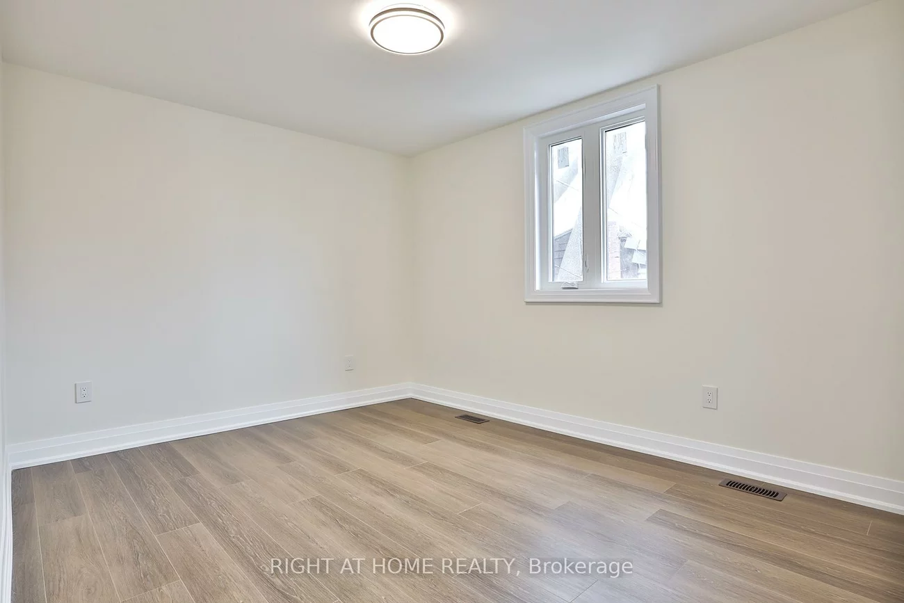 39, Fifteenth, New Toronto, Toronto