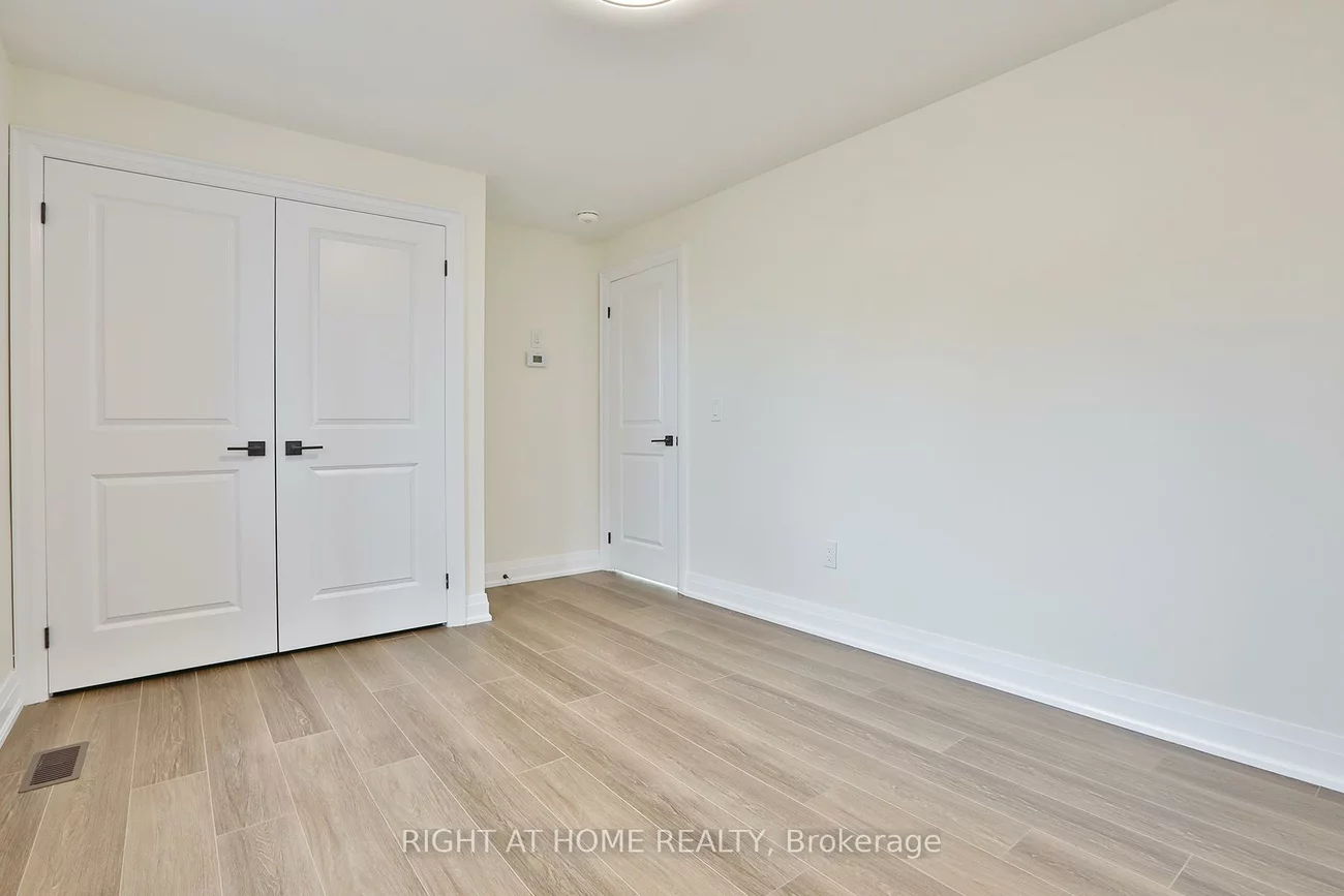 39, Fifteenth, New Toronto, Toronto