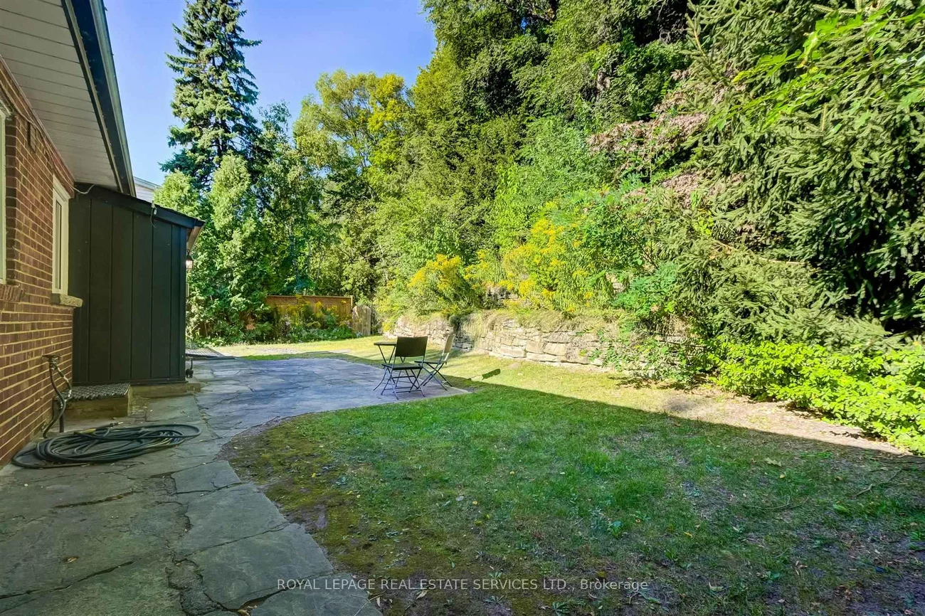 5, Easson, High Park-Swansea, Toronto