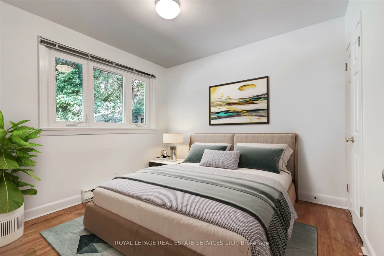 5, Easson, High Park-Swansea, Toronto