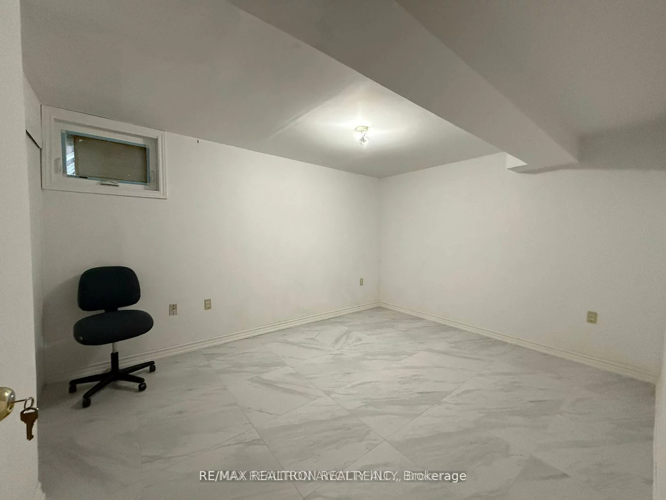 61, Wilmont, Black Creek, Toronto