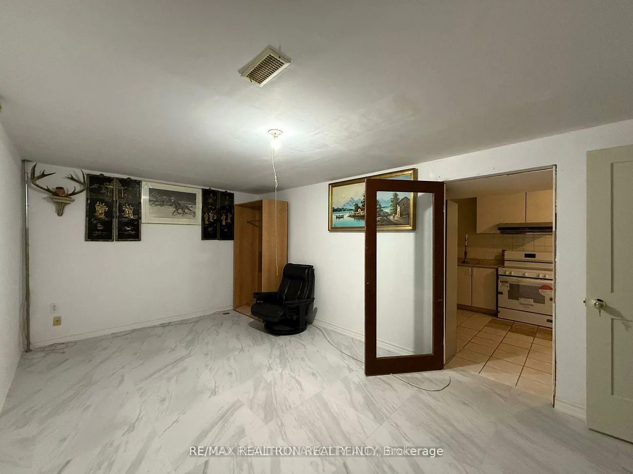 61, Wilmont, Black Creek, Toronto