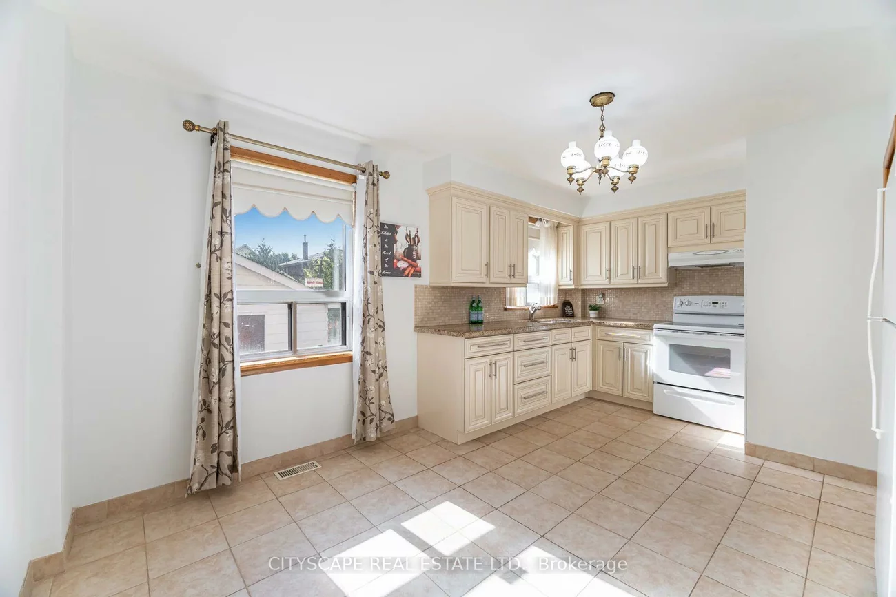 49, Algoma, Mimico, Toronto