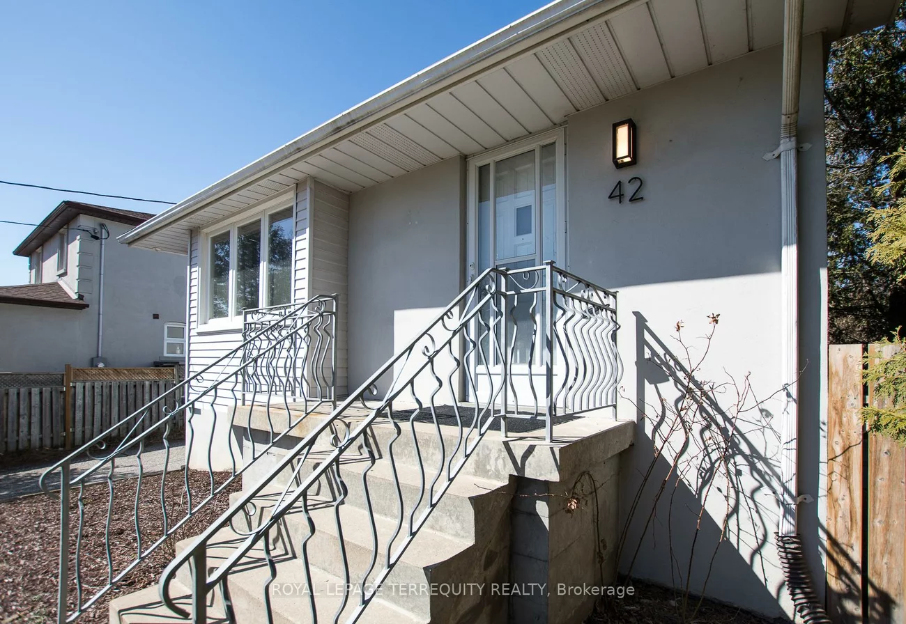 42, Sunray, Downsview-Roding-CFB, Toronto