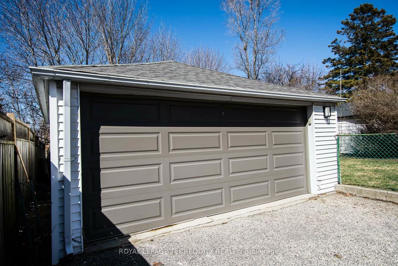 42, Sunray, Downsview-Roding-CFB, Toronto