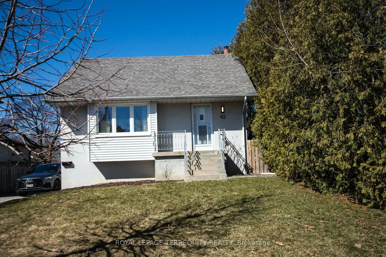 42, Sunray, Downsview-Roding-CFB, Toronto