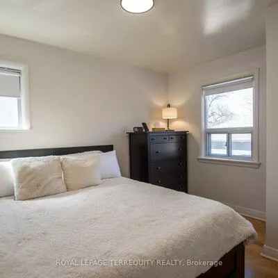 42, Sunray, Downsview-Roding-CFB, Toronto