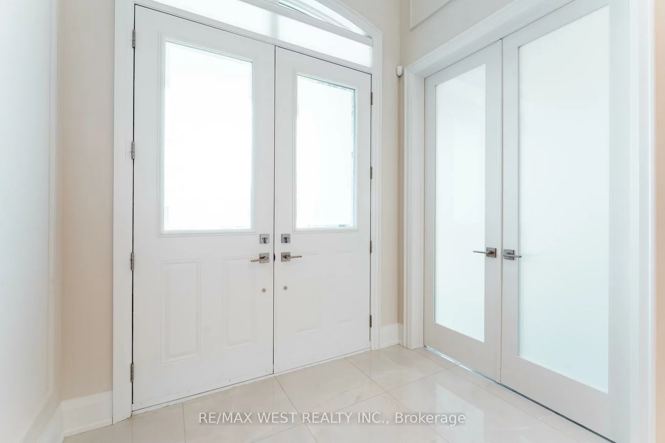 119, Jay, Maple Leaf, Toronto