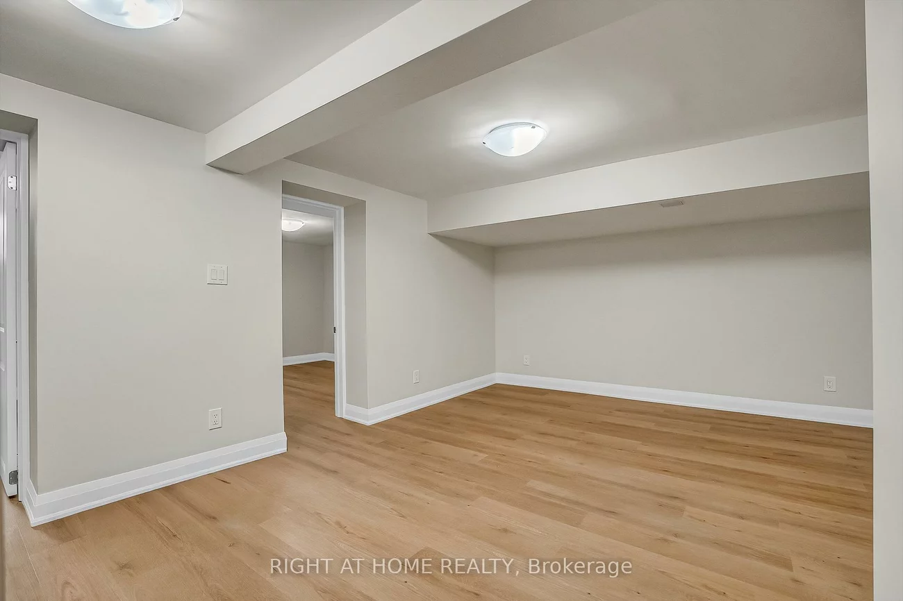 10, Golfwood, Kingsview Village-The Westway, Toronto