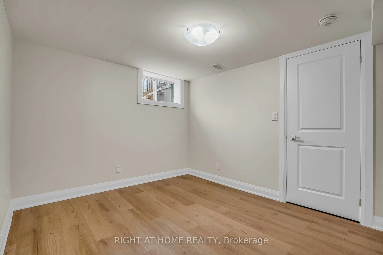 10, Golfwood, Kingsview Village-The Westway, Toronto