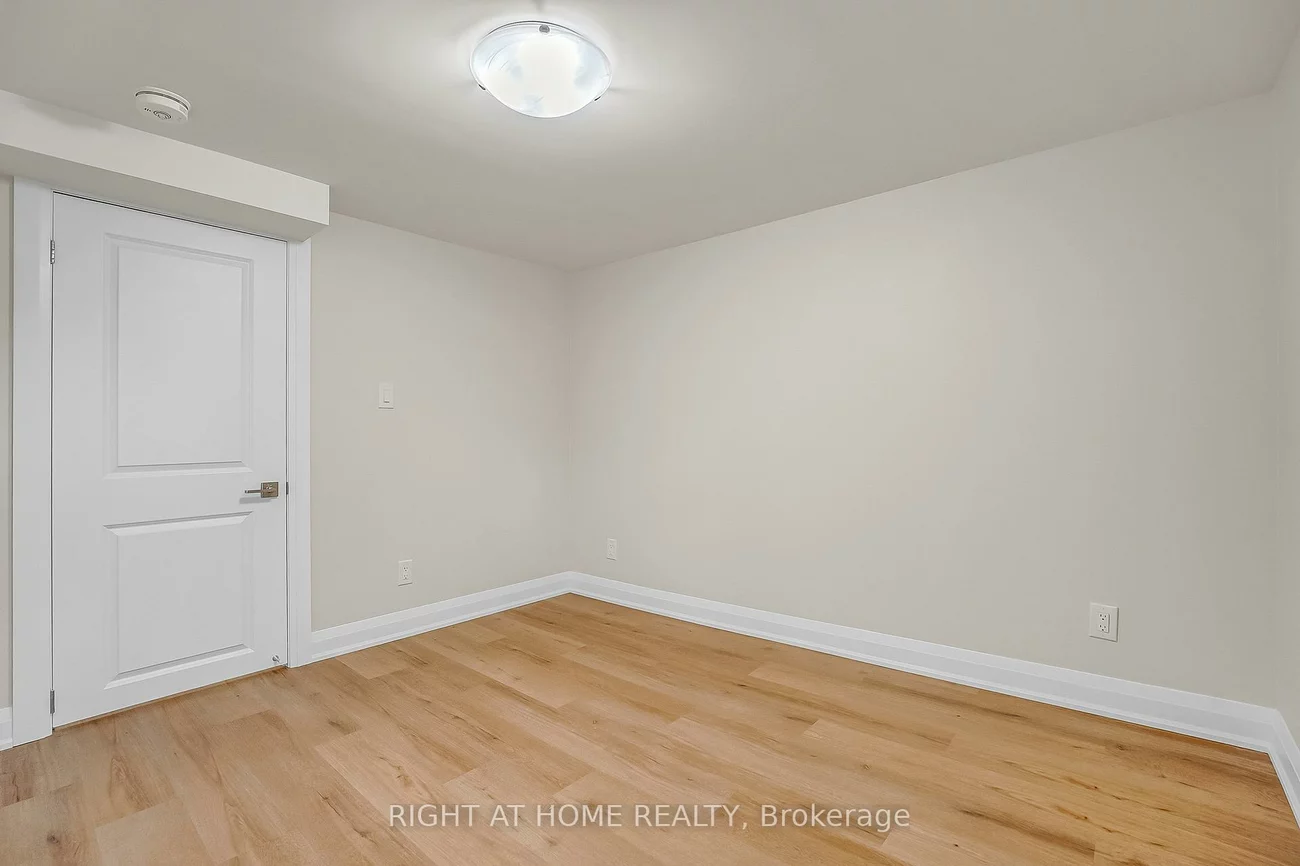 10, Golfwood, Kingsview Village-The Westway, Toronto