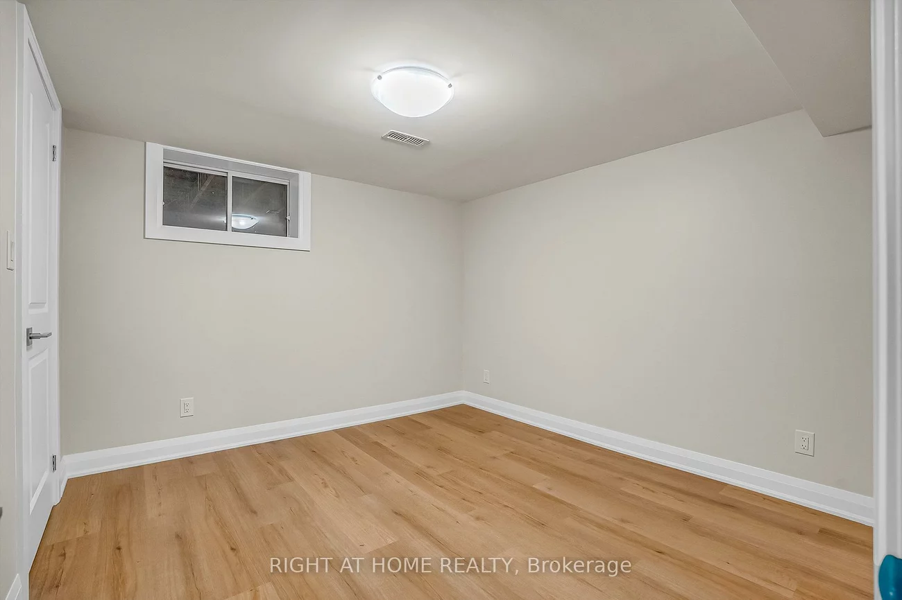 10, Golfwood, Kingsview Village-The Westway, Toronto