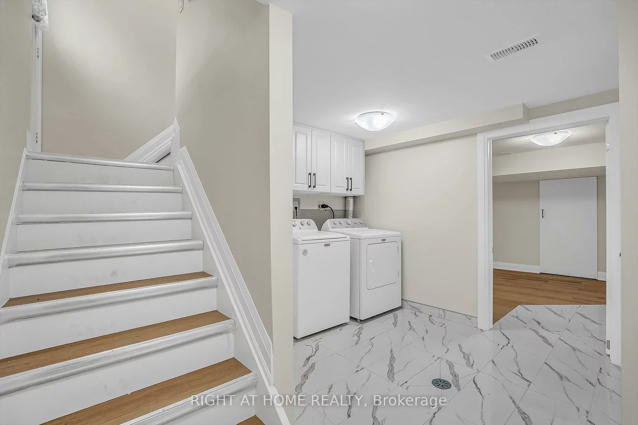 10, Golfwood, Kingsview Village-The Westway, Toronto