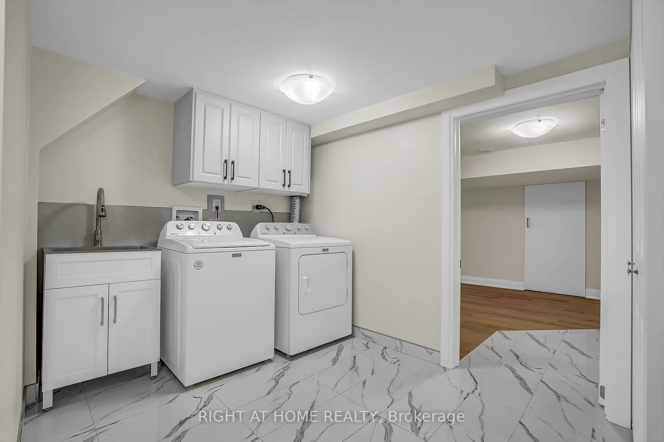 10, Golfwood, Kingsview Village-The Westway, Toronto