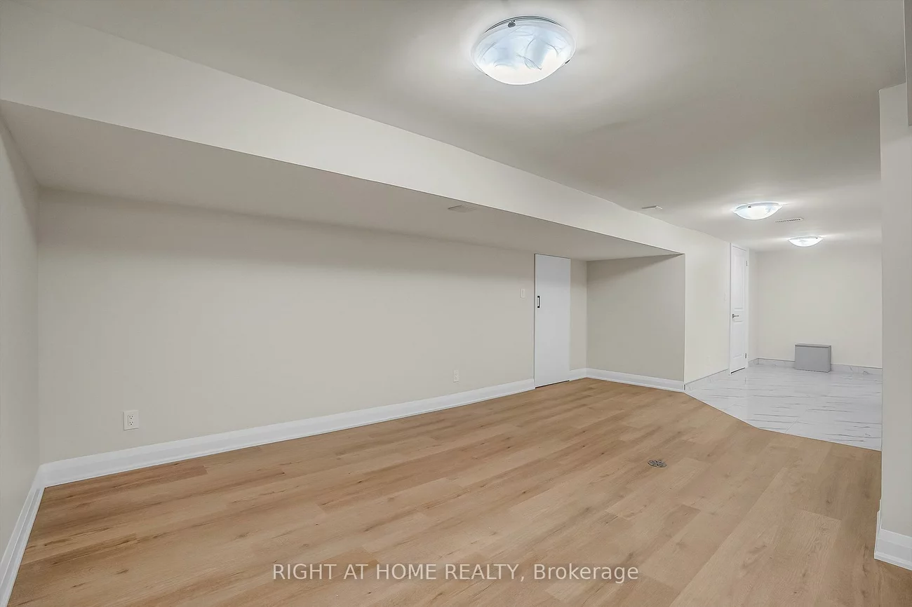 10, Golfwood, Kingsview Village-The Westway, Toronto