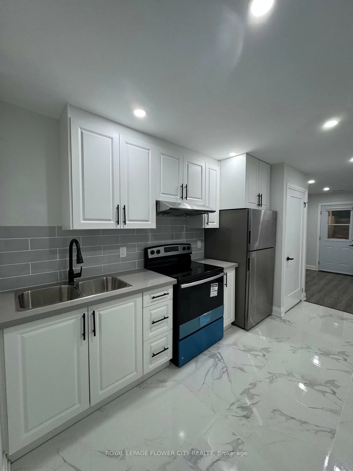 414, perth, Dovercourt-Wallace Emerson-Junction, Toronto