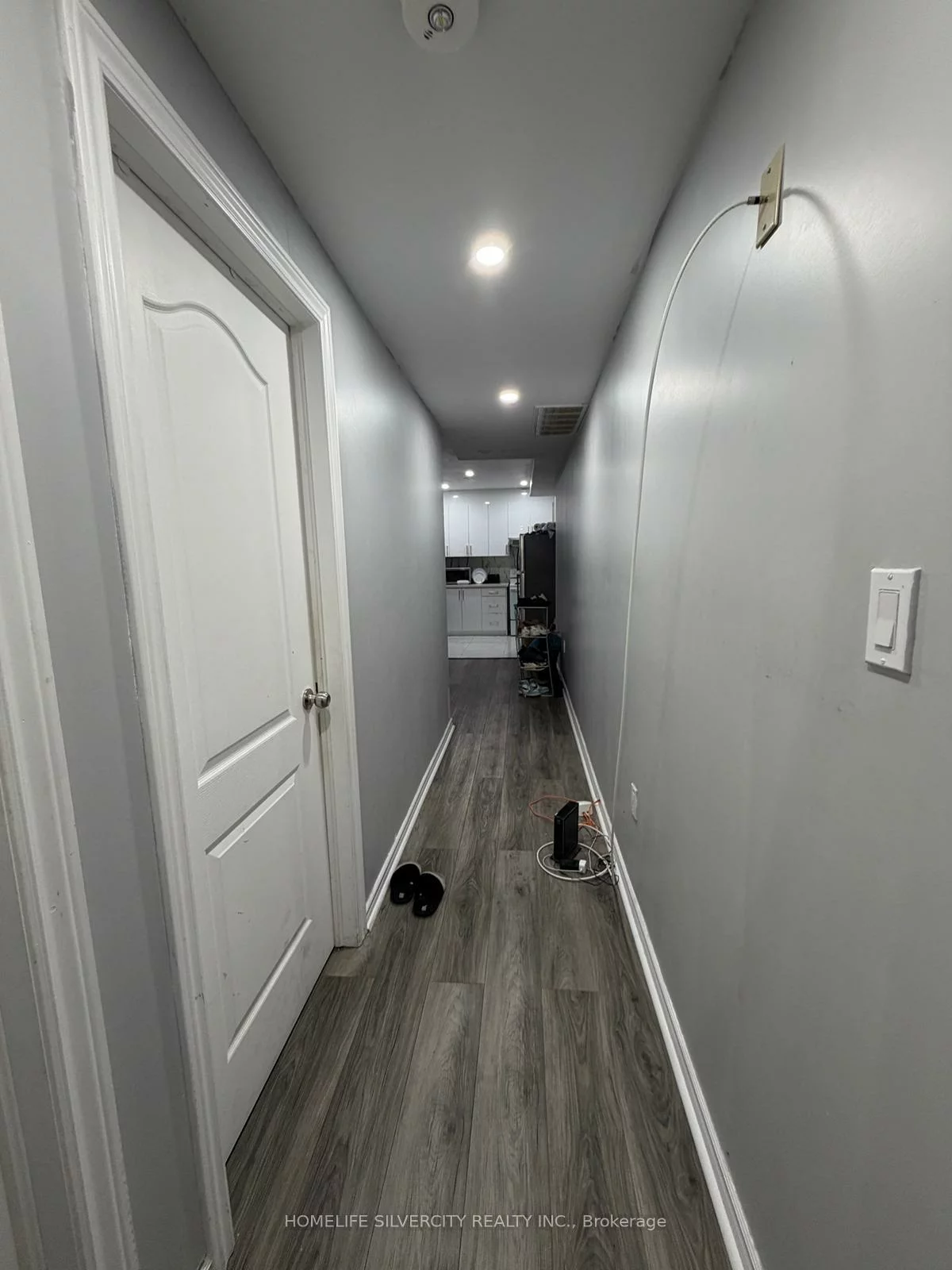 8B, Times, Briar Hill-Belgravia, Toronto