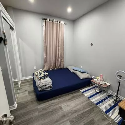 8B, Times, Briar Hill-Belgravia, Toronto